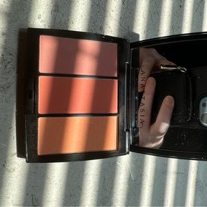 Anastasia Beverly Hills trio blush